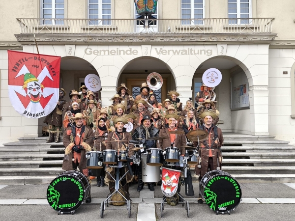 Guggenkostüm 'Vogelscheuche'