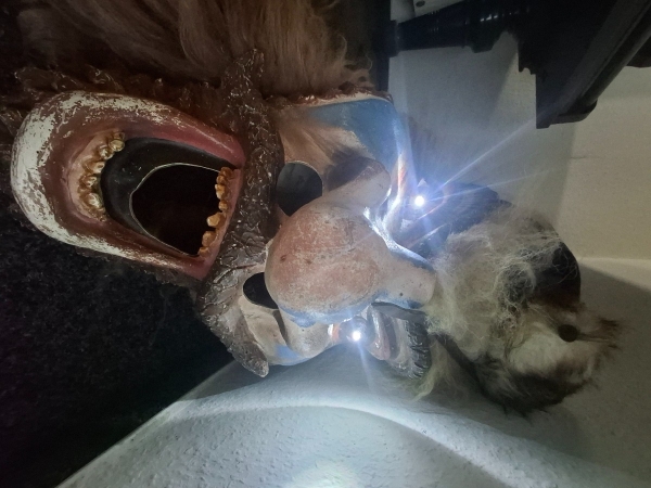 Highlander Masken mit Leuchtaugen